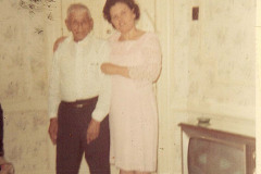 0098-Abuelo-y-Mami