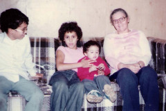 0190-Mike-Lisa-Damian-n-Mom